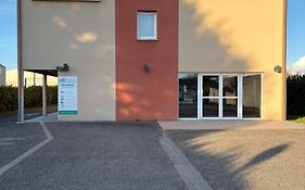 Brit Hotel Confort Villeneuve Sur Lot